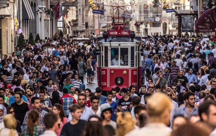 Nurgül İlhan-Telaşlı İstanbul 290525.jpg